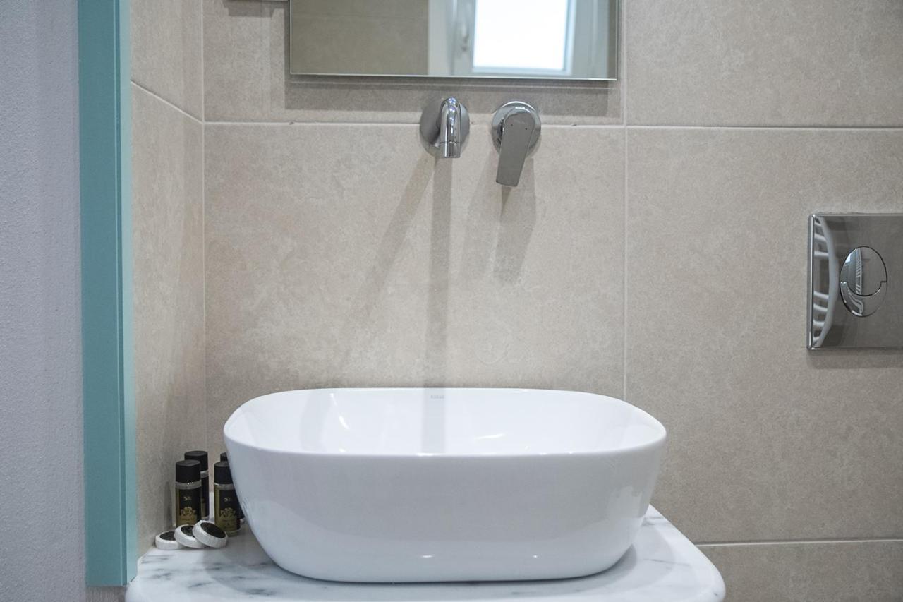 Agiopetra Lofts Apartment Kavála ภายนอก รูปภาพ