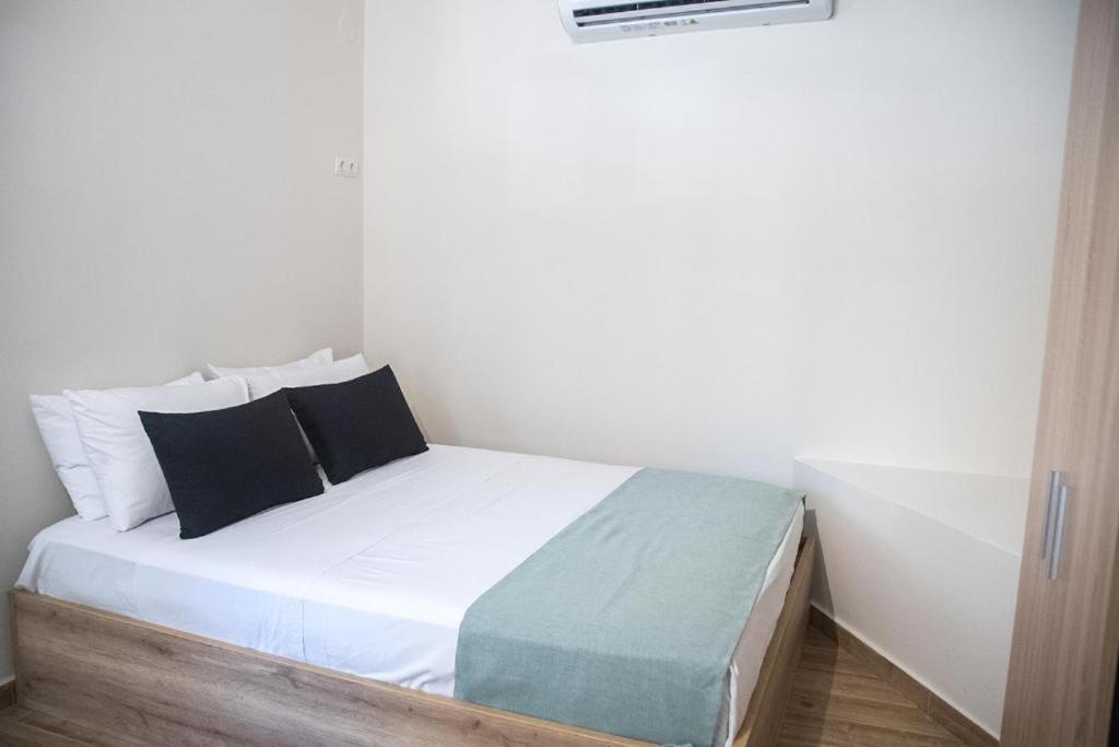 Agiopetra Lofts Apartment Kavála ภายนอก รูปภาพ